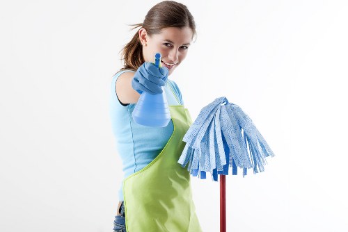 Deep cleaning in Se5 kitchen and bathroom cleaning concept