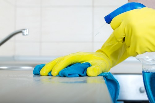 Vacuuming and floor care during office cleaning in SE5