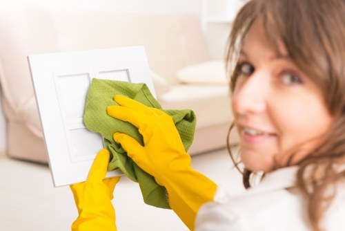 Deep cleaning a sofa to remove stains and dirt in SE5